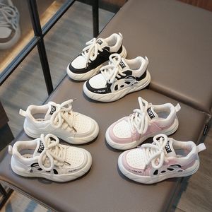 キッズスニーカーカジュアル幼児靴を走っている子供たちの若者スケートボードスポーツシューズ春秋の女の子アスレチックキッドシューズサイズ26-36 V8AF＃