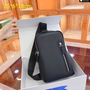 Mens Black Waist Bags Designer Chest Bag Bumbag Crossbody Shoulder Bags Nylon Bum Bags Unisex Medium Size Zipper Pocket TOP