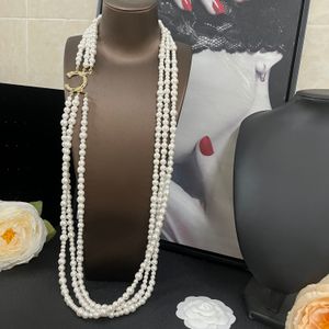 Long Beaded Pearl Necklaces For Woman Shiny Pearl Necklace Luxury Designer Necklace Gift Chain Jewelry Supply