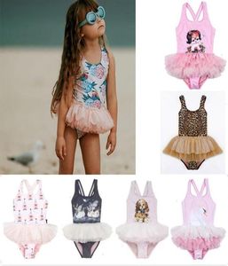 UPF 50 Kids Swimodear Romper Baby Girlon Cartoon Tutu Swimsuit Summer Tleevevear Beach Ubrania Kąpiel Kąpiec Brand7800153