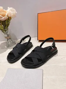 Designer sandaler höga klackar äkta läder för kvinnor skor sommar lyxiga platt glider damer strand sandal fest bröllop oran skor