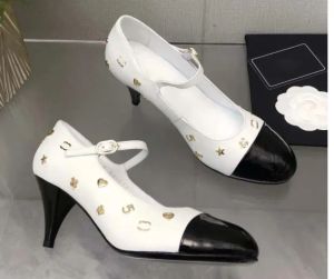 Designer canale Chanelity tacchi di moda di alta qualità Chanei Donne Scarpe Sandali Sandals Spaccatura Spettata Spazzatura Spazza Alfabetica Sandalo in pelle