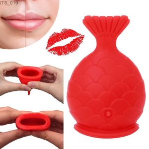 Lip Gloss Lip Plumper Enhancer Tool for Women Beauty Sexy Silicone Fish/Cat Paw Shape Thickened Lips Plumper Natural Pout Mouth Lips