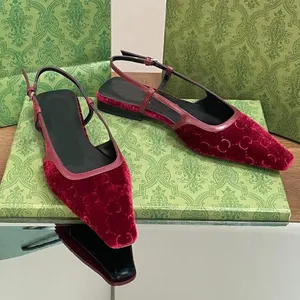 Scarpe eleganti con tacco piatto di marca di alta qualità Scarpe casual di design di lusso in peluche da donna Sandali patchwork in vera pelle con fibbia classica alla moda con cinturino alla caviglia