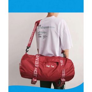 Designer Supremos Novos Homens e Mulheres Esportes e Lazer Mochila Grande Capacidade Campus Juventude Estudantes Universitários High School Middle School Vermelho