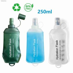 Gabbie per bottiglie d'acqua AXEN Borraccia morbida 250ML Blu Verde Bianco Pieghevole Borraccia morbida per acqua Bottlapsable TPU per ciclismo Corsa Camping Viaggi L240124