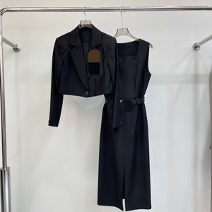 1029 2023 Миланский стиль, весна-осень, брендовые комплекты из двух предметов в одном стиле, короткая юбка в стиле ампир с круглым вырезом, высокое качество, weilG856