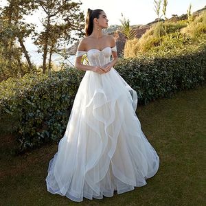 مذهلة 2024 فساتين زفاف بوهو قبالة الكتف للنساء الطيات حبيبتي A-line Tulle Tulle Simple Bridals Custom
