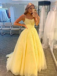 Hot Fashion Yellow Women's Prom Party Dress Spaghetti Straps spetsapplikationer Tulle kväll formell gala klänningar födelsedag slitar robe de soiree