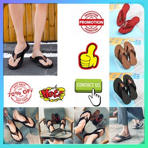 Gratis frakt lyx Metalliska Slide Sandals Slides Man Women's Slippers Shoes Anti Slip Wear-Resistent Light Weight Fashion Wide Flip Slipper