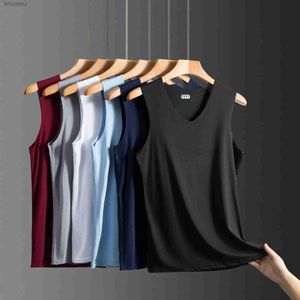 Męskie topy czołgowe bielizny męskie Undershirts Summer kamizelki Mężczyzn Traceless Ice Silk Tank Top Slim Fit Sports Fitness Sleevelable Singletl240124