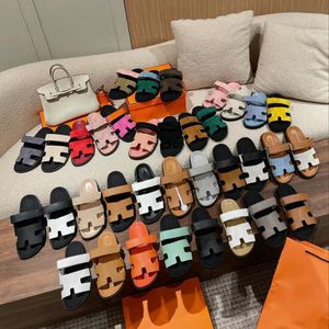 Chypre Sandals 럭셔리 디자이너 남녀 여성 두 번째 삼촌 오란 슬리퍼 가을 패션 플랫 샌들 진짜 가죽 고품질 캐주얼 슬리퍼 크기 35-45 상자