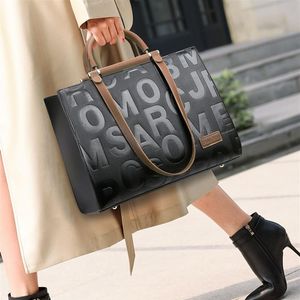 2022 new fashion one-shoulder messenger women's bag large-capacity letter ladies handbag size32 25 132407