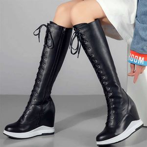 Kleid Schuhe Mode Turnschuhe Frauen Echtes Leder Keile Hohe Ferse Plattform Pumpen Schuhe Weibliche Winter Warme Oberschenkel Hohe Stiefel Casual schuheL231228