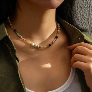 Kedjor Romantisk färgglad naturlig stenguld Färg med pärlstav hängande halsband avancerad rostfritt stål choker smycken parti gåva för kvinnor