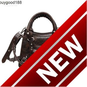 Borse da sera firmate Borsa da moto a secchiello Borse Le Cagole Borsa a mano con coulisse Borsa tote in vera pelle con zip staccabile Tasca interna da donna Crossbod 41ZZ