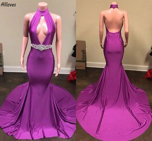 Lila Neckholder-Meerjungfrau-Abschlussballkleid, sexy, aushöhlen, rückenfrei, formelle Abendkleider für Damen, schmale Passform, lange Schleppe, Geburtstagspartykleid für den zweiten Empfang, Aso Ebi CL3247