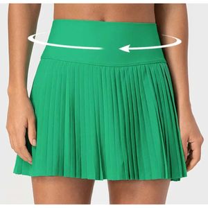 LU-383 veckade kjolar Yoga kläder tennis golfsportshorts med inre fickkvinnor leggings snabba torra andningsbara byxor som kör övning 87