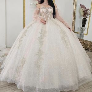 Ivory Puffy Princess Quinceanera Sukienki 2024 Vestidos de 15 Anos Lace Applique Kulki konkursowe dziewczyny Słodka 15 16 urodzin Formalne