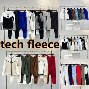 Summer Sportswear Tech Tech Fleece مجموعة مصممة TechFleece Pant Tracksuit Mens Womans Sports Shorts jogger prouts suck track suits man bott 111