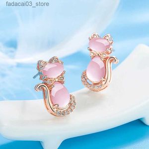 Stud New Cute Pink Crystal Zircon Cat Gold Color Stud Earrings for Women Unique Design 2023 Fashionable Sweet Girl Birthday Gift Q240125