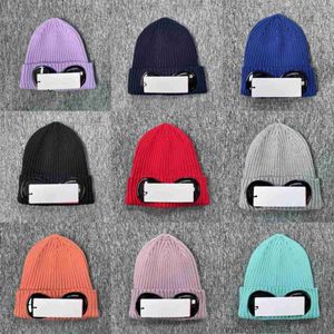 CP Två linsglasögonglasögon Beanies Män stickade hattar Skull Caps Outdoor Women Uniesex Winter Beanie Black Bonnet Gorros Company 2024 Winter 01EJQ2