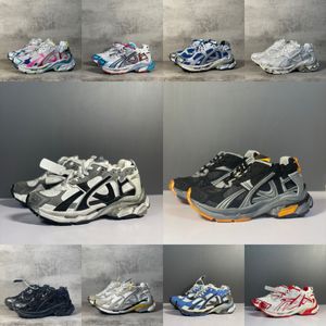 Casual Shoes Tracks Runners 7.0 Triple S Designer Shoes Top Quality For Men and Women Platform Brand Transmit Sense Bourgogne Dekonstruktion Plate-Forme Flat Sneakers