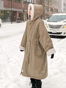 Trench da donna caldo e spesso foderato in finta lana d'agnello lungo Parka Chaquetas giacca coreana in peluche con cappuccio Parca fodera in lana casual abbigliamento da neve