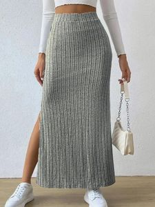 Kjolar kvinnor sexig hög midja sida slits slit stickad kjol 2024 vår sommar avslappnad elegant solid street party long maxi mode