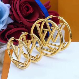 Orecchini in oro orecchini a cerchio orecchini firmati per regali da donna Gioielli firmati per San Valentino