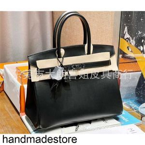 Borsa di design in platino Borsa nera originale in pelle da casa 30 fili di cera cuciti Fibbia in pelle di vacchetta portatile con strato di testa da donna