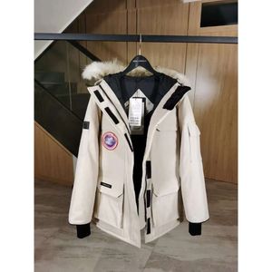 Herrrockdesigner Down Jacket Goose Winter Coat Ladies Skick för att övervinna Windbreak Coat Fashion Casual Warm Coat Antarktis Cold Suit 190 190