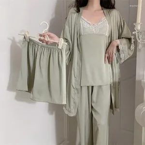 Kobietowa odzież sutowa Trzyczęściowe kobiety Rayon piżama Set Summer Lace Pijamas Suit Nightsuits Wave Fear Kimono Bathobe Pejżerzeodwewar