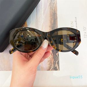 Occhiali da sole ovali Nero Gey Lens Donna Sonnenbrille Shades Sunnies Gafas de sol UV400 Eyewear con scatola