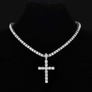 Pendant Necklaces Womens Hip Hop Cross Pendant Necklace with 4mm Zircon Tennis Chain Iced Exquisite Jewelry Fashionable and Trendy Creativity S2452206