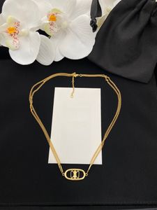 Womens Jewlery Designer for Women Pendant Classic Necklace Woman Jewelry 46S896BRA.35OR Gold Color Brass Necklaces 5 Styles with Box