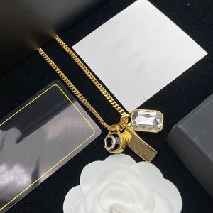 Design Diamond Pendant Necklaces Fashion Neckalce For Woman Couple Chains Brass Necklace Wedding Gift Jewelry Supply