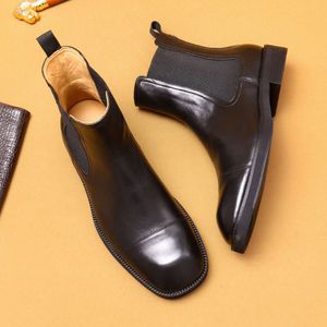 Modische italienische Herren-Rindslederstiefel aus echtem Leder, bequem, handgefertigt, neue Designer-Schuhe mit quadratischer Zehenpartie und Knöchelschuhen für Herren