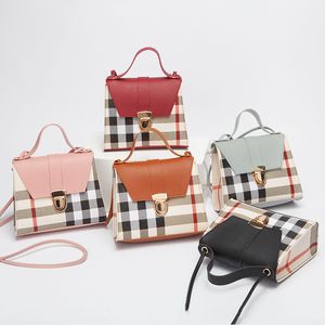 Nova bolsa de ombro feminina listra bolsa mensageiro estilo feminino bolsa vintage design tendência