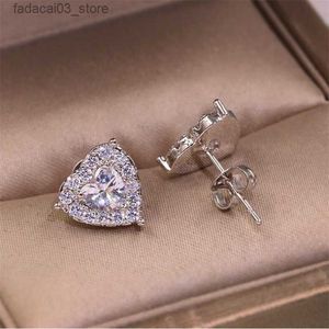 Stud Luxury Jewelry Real 925 Sterling Silver Girl Pear Cut White Topaz CZ Diamond Simple Fine Party Women Wedding Heart Stud Earring Gift Q240125