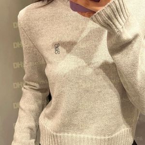 Женский дизайнерский вязаный однотонный свитер с вышивкой, толстовки с круглым вырезом, жаккардовые трикотажные топы