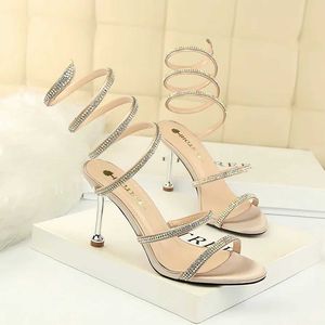 Sandalet Yaz Kadınlar 8cm Yüksek Topuklu Gece Kulübü İpek Rhinestone Bling Sandalet ayak bileği çapraz kayış Sandles Seksi Garip Gladyatör Parti Ayakkabıları J240125