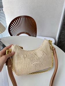 Luxury designer bag Shoulder bag Crossbody bag for woman Fashion Leisure banquet bag Luxury Woven underarm bag Mobile phone bag and makeup bag Hot selling