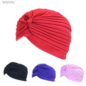 Simningskåpor Kvinnor Justerbar Swim Pool Bading Hat Skydda långa håröron Turban Pleated Fabric Headwear Yoga Caps Multi Colorsl240125