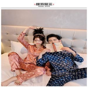 Cherlemon casal combinando sólido seda cetim conjuntos de pijama outono manga cheia feminino flor impresso pijamas masculino clássico botão acima lo6404641