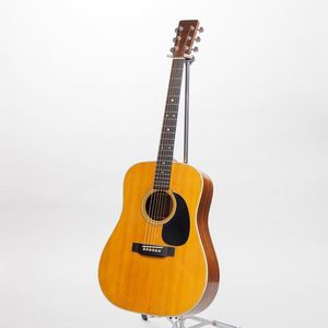 D 28 Acoustic Guitar as same of the pictures