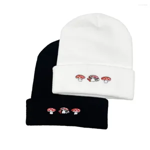 Berets Outono Inverno Três Cogumelos Bordado Chapéu De Malha Mulheres Bonnet Quente Macio Lã Skullies Beanie Caps Meninos Presentes