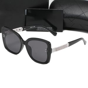 Luxus-Designer-Sonnenbrille für Männer und Frauen, Sonnenbrille, klassische Marke, Luxus-Sonnenbrille, modische Schutzbrille mit Box, Retro-Brille, hochwertige Reise-Factory-Store