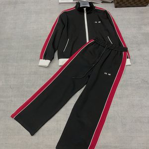 Designer Kvinnor Tracksuits Toned Alphabet Webbing Simple Athletic Casual Bul Color Patchwork Jacket Straight Leg Pants 2 Piece Set