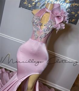 Skönhetstävling Halter Pink Prom -klänningar för svarta flickor Crystal Mermaid Birthday Evening Party Gown Court Train de Soiree